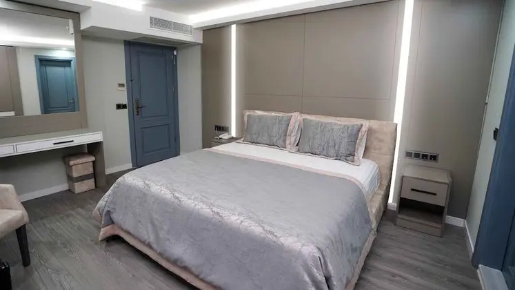 Standard Tek Büyük Yataklı Oda