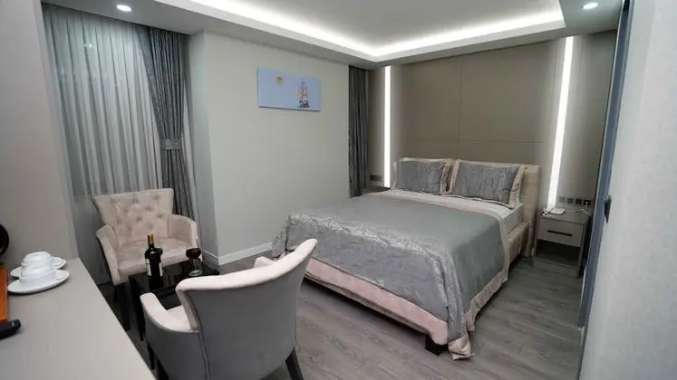 Standard Tek Büyük Yataklı Oda