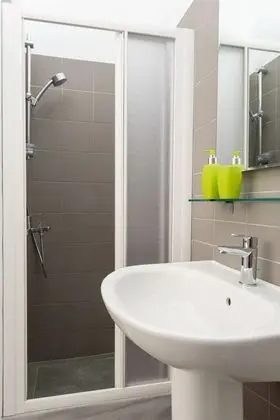 Family Apartment ,3 Bedrooms , Private Plunge Pool, Caldera View