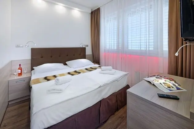 Deluxe Tek Büyük Yataklı Oda, 1 Yatak Odası