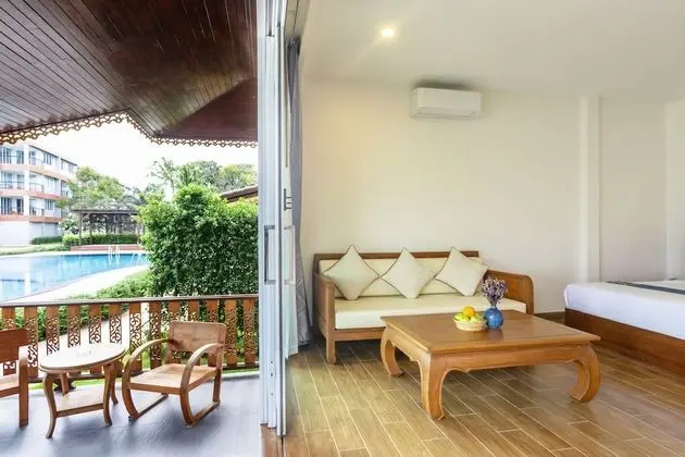 Aura Royal Villa