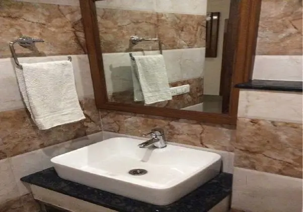 Deluxe Tek Büyük Yataklı Oda, 1 Büyük (Queen) Boy Yatak, Sigara İçilmez