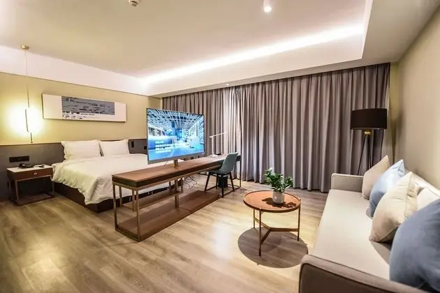 Deluxe Tek Büyük Yataklı Oda