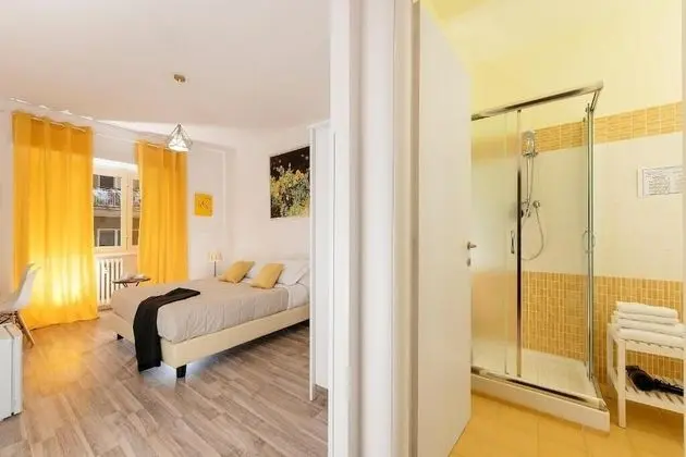 Basic Tek Büyük veya İki Ayrı Yataklı Oda