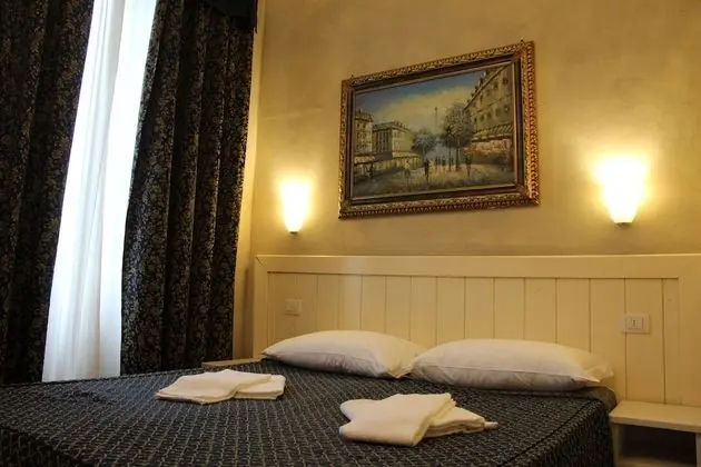 Classic Tek Büyük veya İki Ayrı Yataklı Oda, Sigara İçilmez