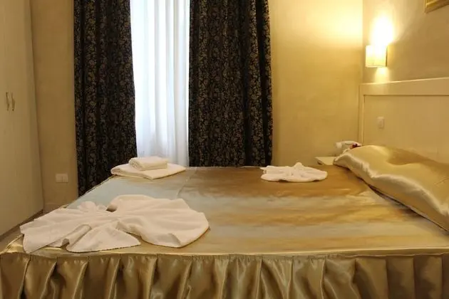 Classic Tek Büyük veya İki Ayrı Yataklı Oda, Sigara İçilmez