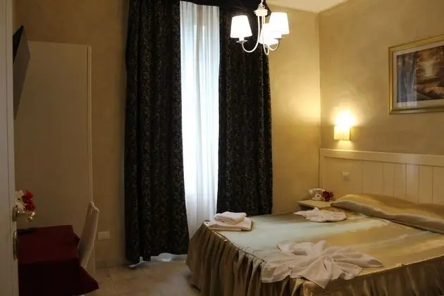 Classic Tek Büyük veya İki Ayrı Yataklı Oda, Sigara İçilmez