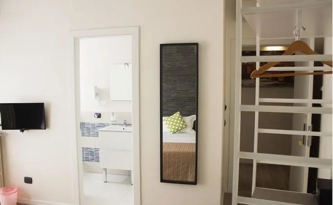 Tek Büyük Yataklı Oda