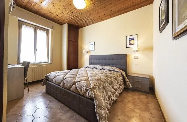 Tek Büyük Yataklı Oda