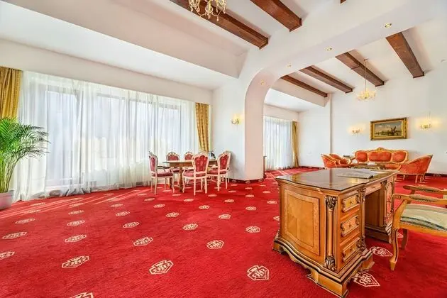 Deluxe Süit, Balkon