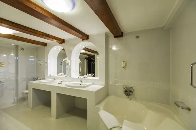 Deluxe Süit, Balkon