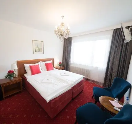 Tek Büyük veya İki Ayrı Yataklı Oda