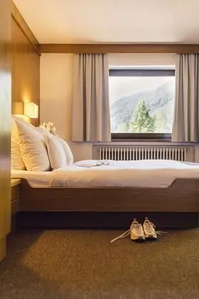 Tek Büyük Yataklı Oda (Schwarzenstein)