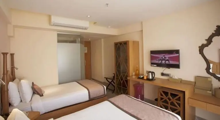 Luxury İki Ayrı Yataklı Oda