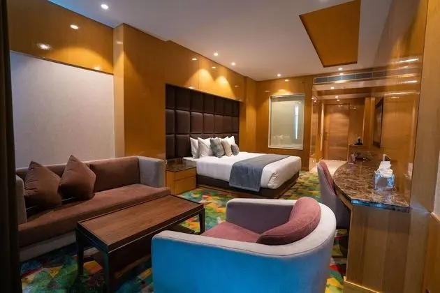 Deluxe Tek Büyük Yataklı Oda