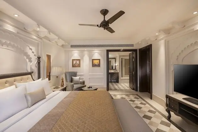 Deluxe Vista King Room