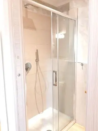 Superior Tek Büyük veya İki Ayrı Yataklı Oda