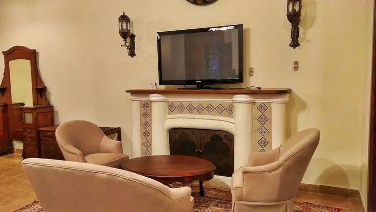 Üç Kişilik Oda