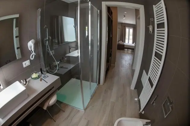 Superior Büyük Yataklı Tek Kişilik Oda, 1 Büyük (Queen) Boy Yatak, Engellilere Uygun