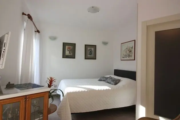 Comfort Stüdyo Süit, 1 Büyük (Queen) Boy Yatak, Teras, Bahçe Manzaralı