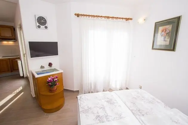 Comfort Stüdyo Süit, 1 Büyük (Queen) Boy Yatak, Teras, Bahçe Manzaralı