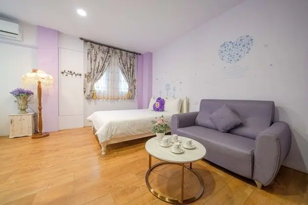 Deluxe Dört Kişilik Oda, Avlu Manzaralı