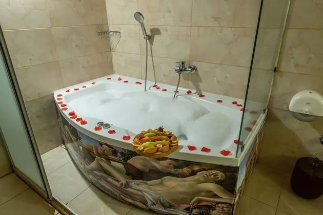 Imperial Suite