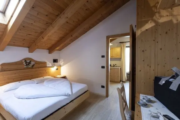 Tek Büyük veya İki Ayrı Yataklı Oda