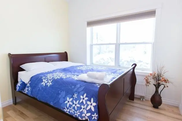 Basic Tek Büyük Yataklı Oda, 1 Büyük (Queen) Boy Yatak