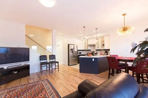 Üç Kişilik Oda, 1 Yatak Odası