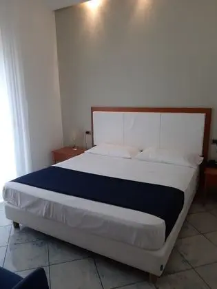 Classic Tek Büyük veya İki Ayrı Yataklı Oda
