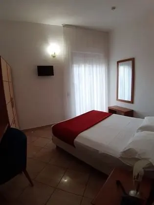 Classic Tek Büyük veya İki Ayrı Yataklı Oda