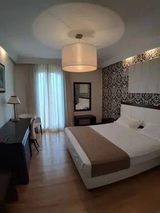 Deluxe Tek Büyük Yataklı Oda, Deniz Manzaralı