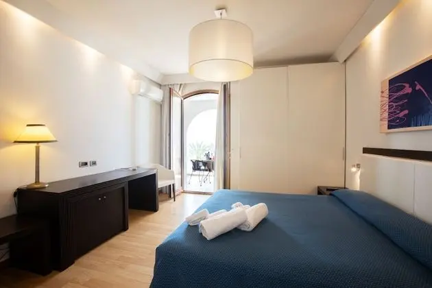 Deluxe Tek Büyük Yataklı Oda, Deniz Manzaralı