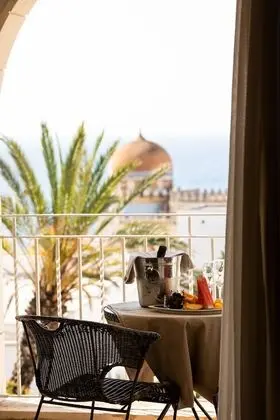 Deluxe Tek Büyük Yataklı Oda, Deniz Manzaralı