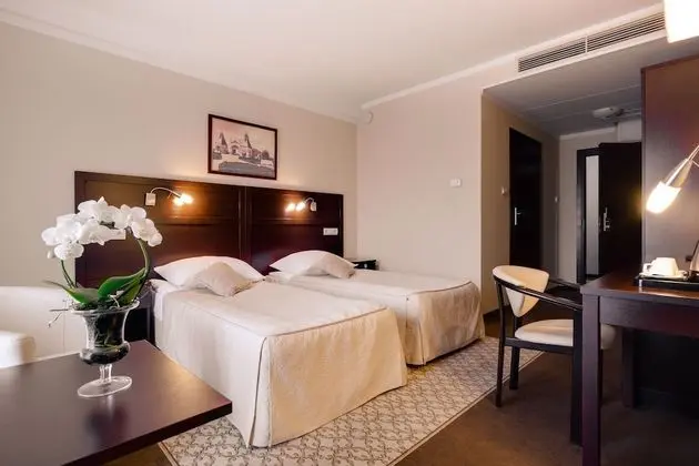 Classic Tek Büyük Yataklı Oda, Deniz Manzaralı (Double Room with Sea View + Extra Bed)
