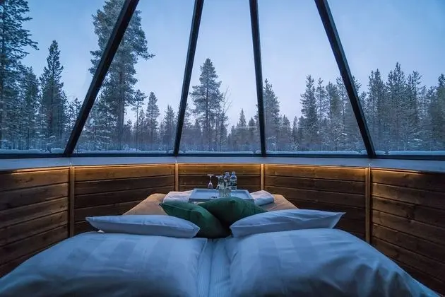 Aurora Cabin