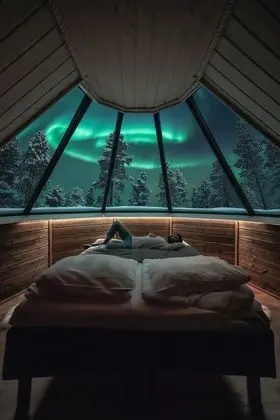 Aurora Cabin