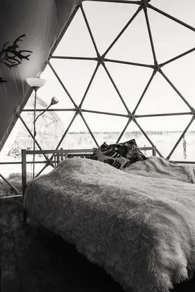 Standard Kır Evi, Tepe Manzaralı