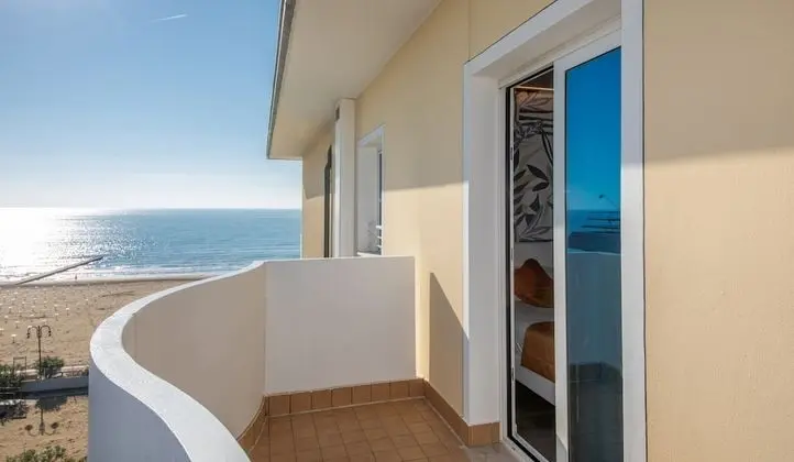 Standard Tek Kişilik Oda (Beach access included)