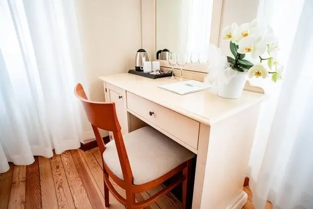 Tek Büyük Yataklı Oda, Dağ Manzaralı