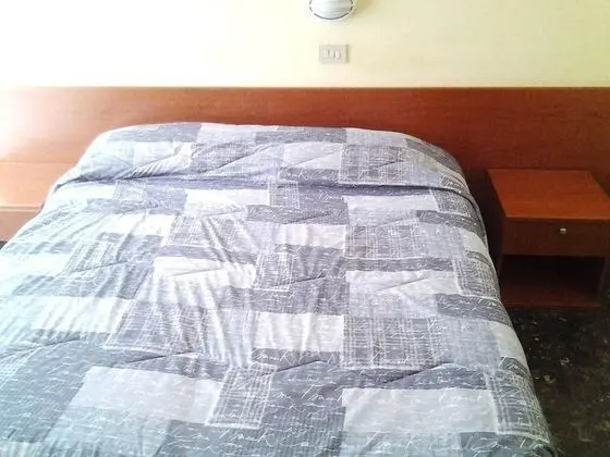 Üç Kişilik Oda