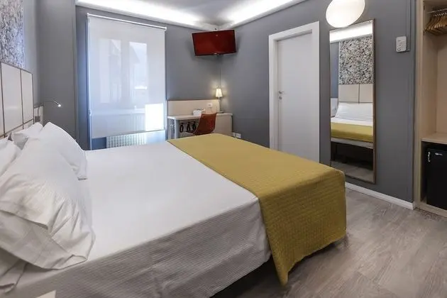 Tek Büyük veya İki Ayrı Yataklı Oda