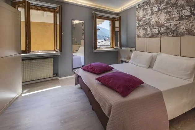 Tek Büyük veya İki Ayrı Yataklı Oda