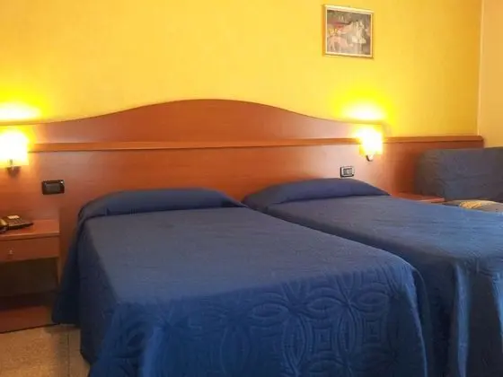 İki Ayrı Yataklı Oda, 2 Tek Kişilik Yatak