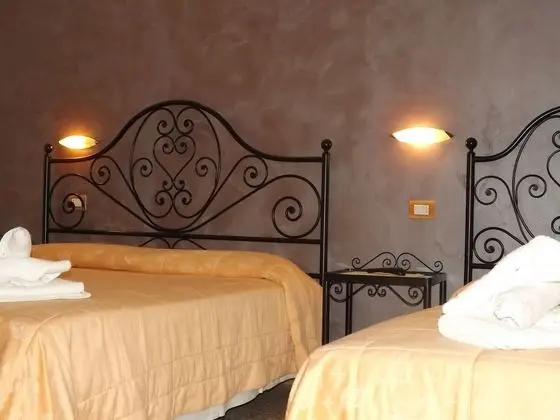 Classic Üç Kişilik Oda, Balkon