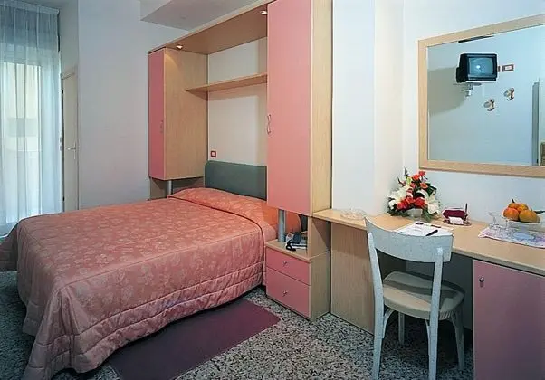 Tek Büyük Yataklı Oda, Balkon