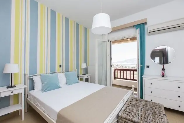 Villa, Birden Çok Yatak Odası, Havuz Manzaralı