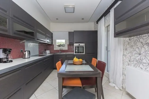 Villa, Birden Çok Yatak Odası, Havuz Manzaralı