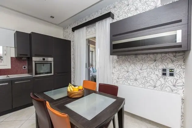 Villa, Birden Çok Yatak Odası, Havuz Manzaralı